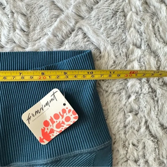 Free People Movement Free Throw Leggings, Coastline, XS - Picture 7 of 10